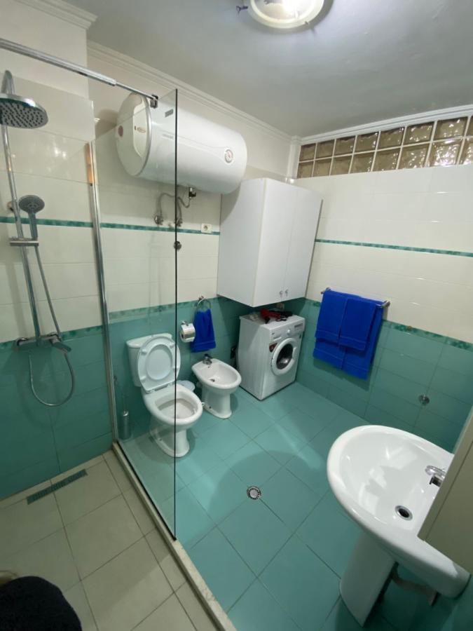 Chlo Apartment 3 Tirana Exteriör bild